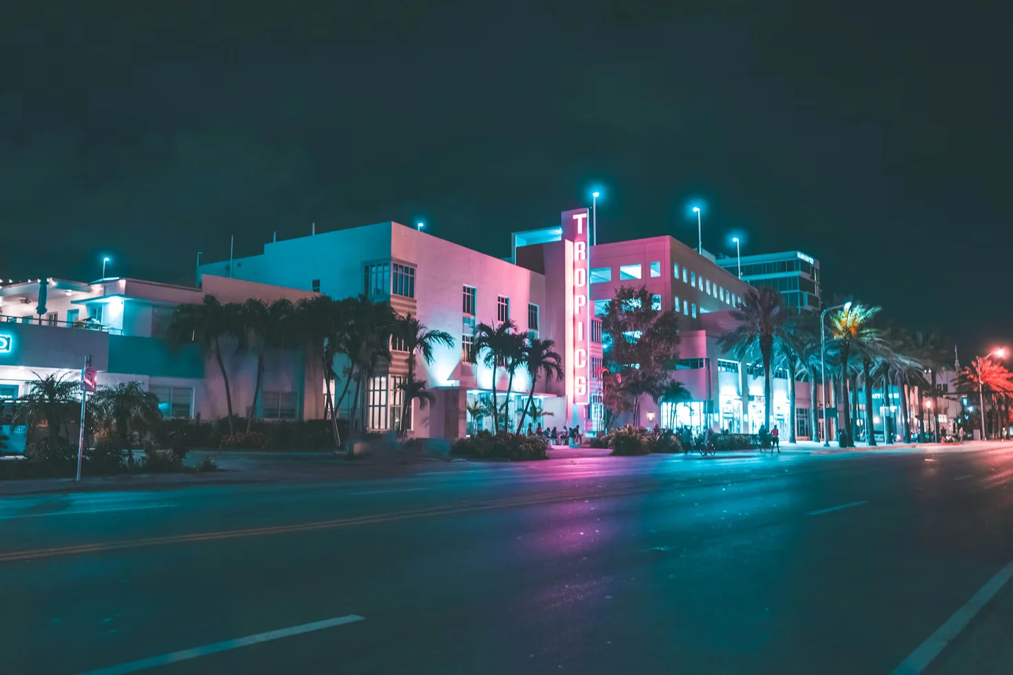 Current time in Miami, United States – city skyline